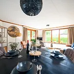 Putveen, Gelegen Op De Veluwe Met Grote Tuin En Veel Privacy בקתה *