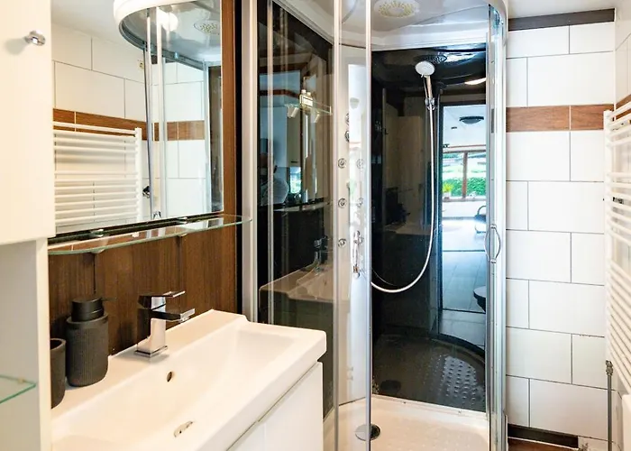 Putveen, Gelegen Op De Veluwe Met Grote Tuin En Veel Privacy Putten